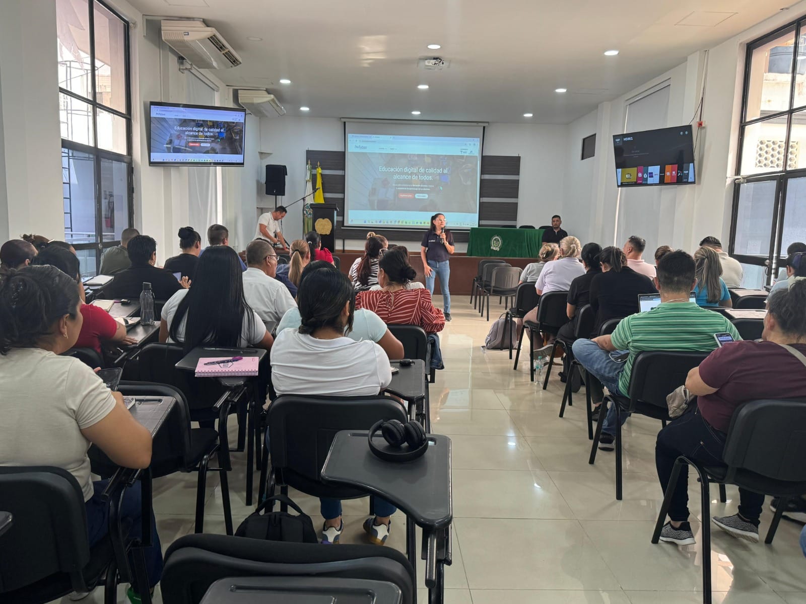 Por inclusión digital Bucaramanga es referente nacional