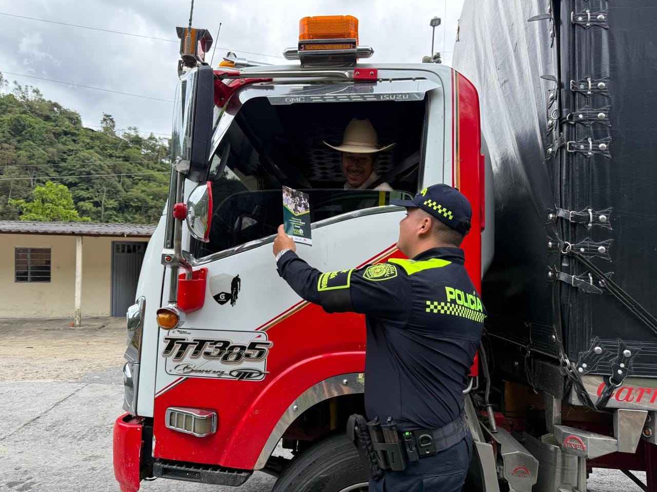 Campañas de sensibilización contra el contrabando en Bucaramanga