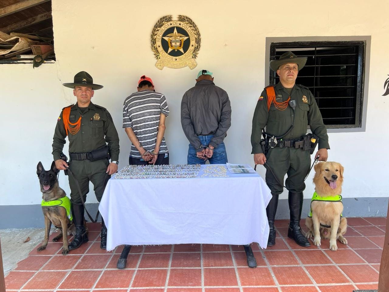 Incautan 400 dosis de estupefacientes en parque de Bucaramanga