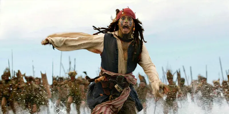 "Jack Sparrow podría volver: Johnny Depp negocia su regreso a Piratas del Caribe 6" Preguntar a ChatGPT