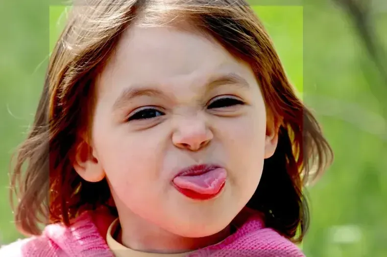 Aunque no lo crea sacar la lengua es un gesto que nos mantiene sanos