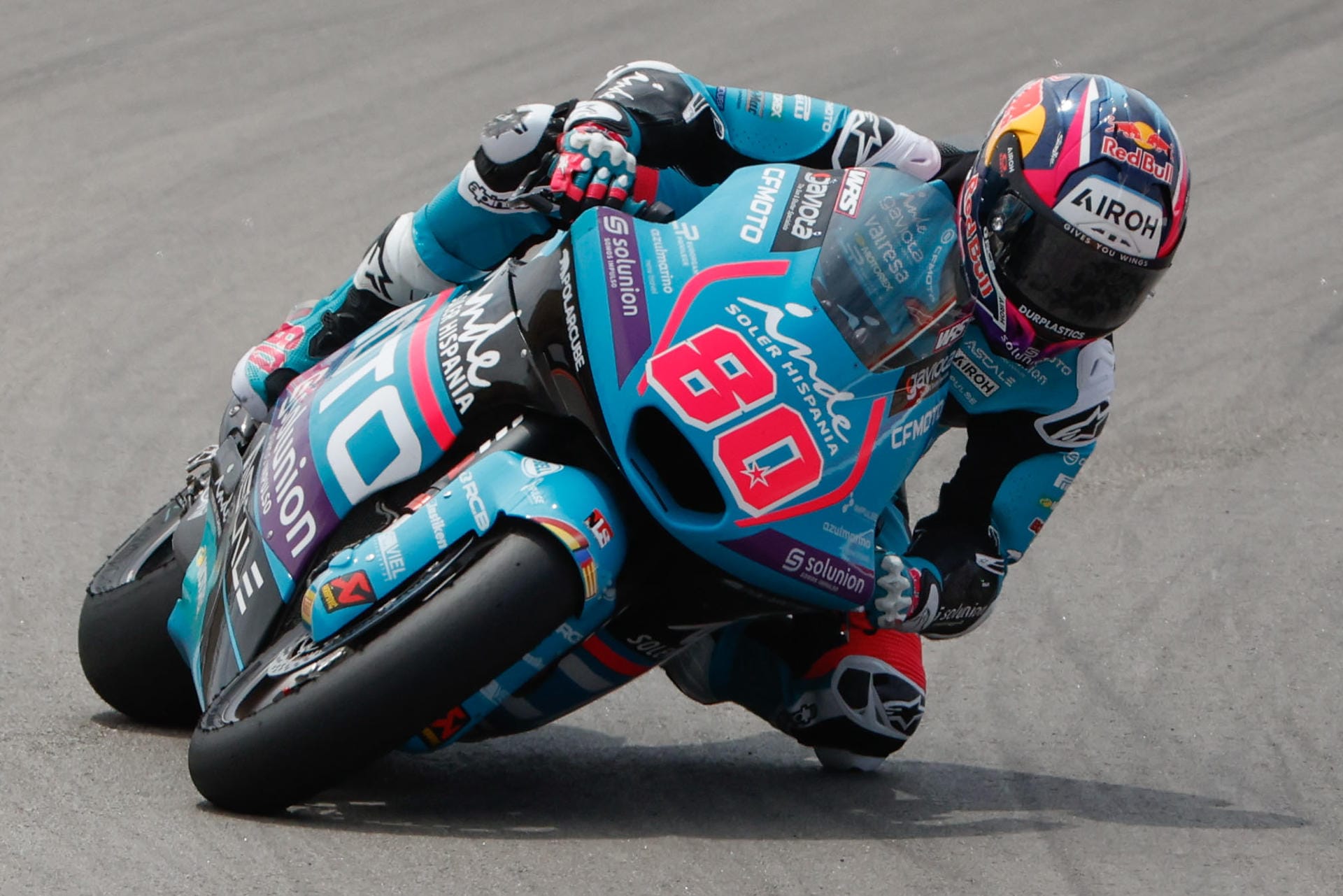 David Alonso logra su primera victoria en Moto2