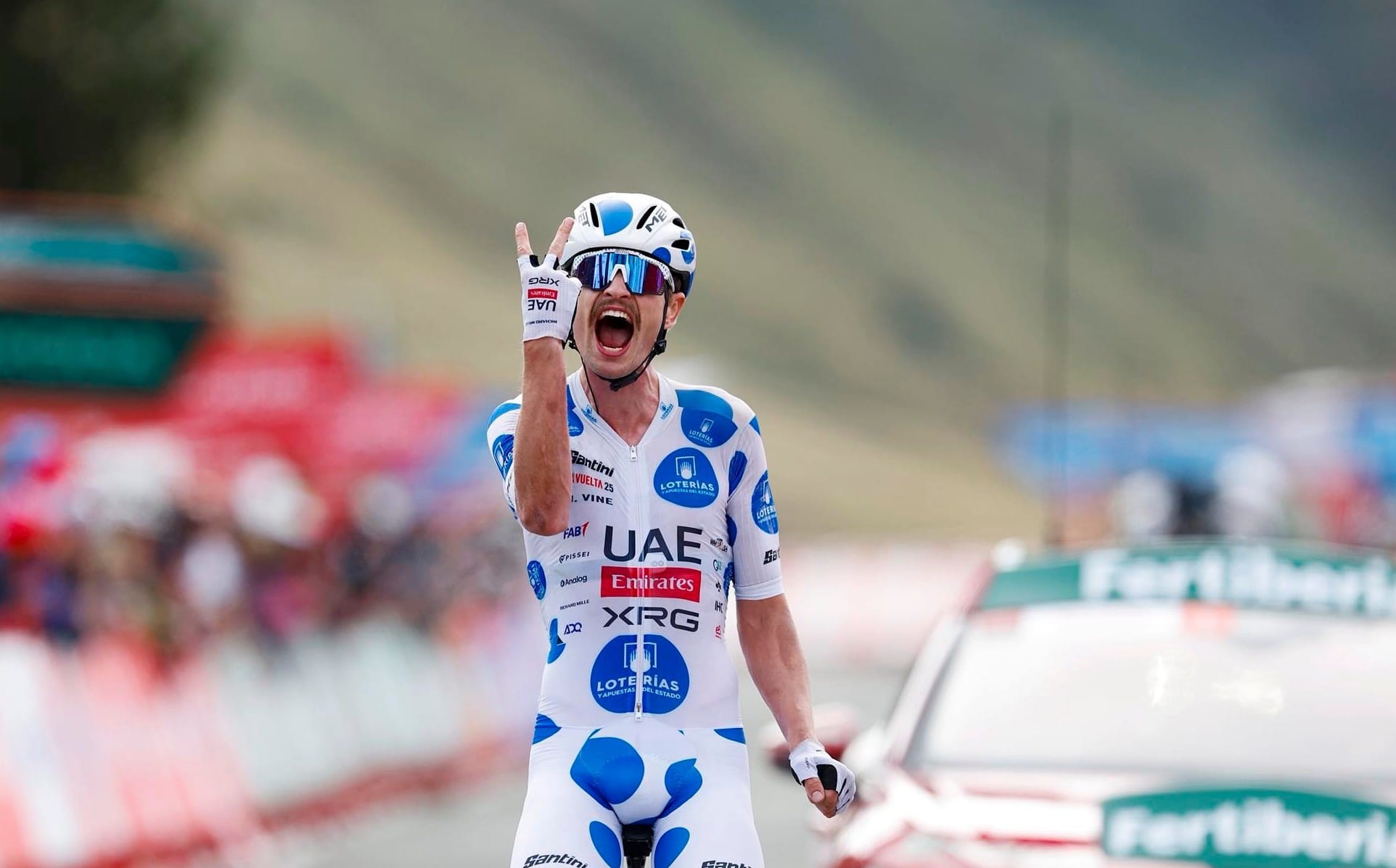 Jay Vine primero en llegar a Belagua