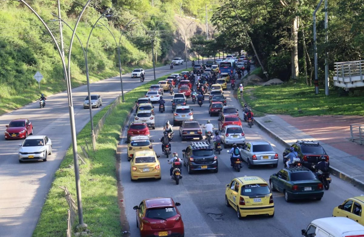 Floridablanca inició el proceso para construir el Tercer Carril de 1,5 kilómetros