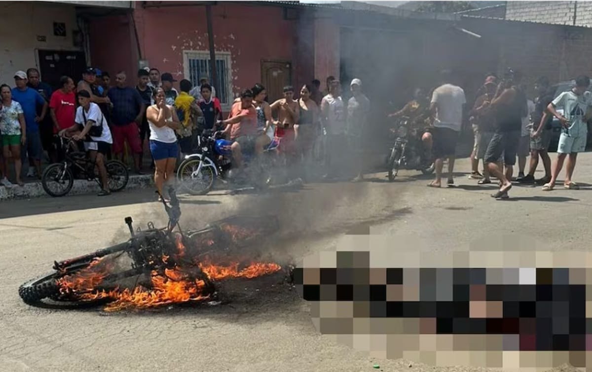Sicarios iban a matar pero terminaron linchados e incinerados