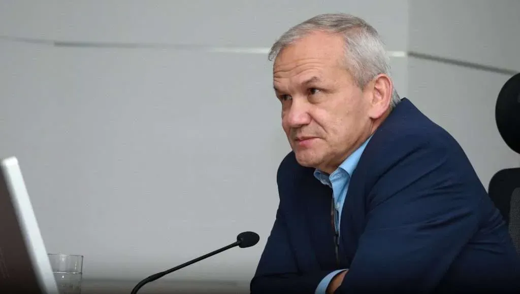 Interpol emitió alerta roja para capturar a Carlos Ramón González