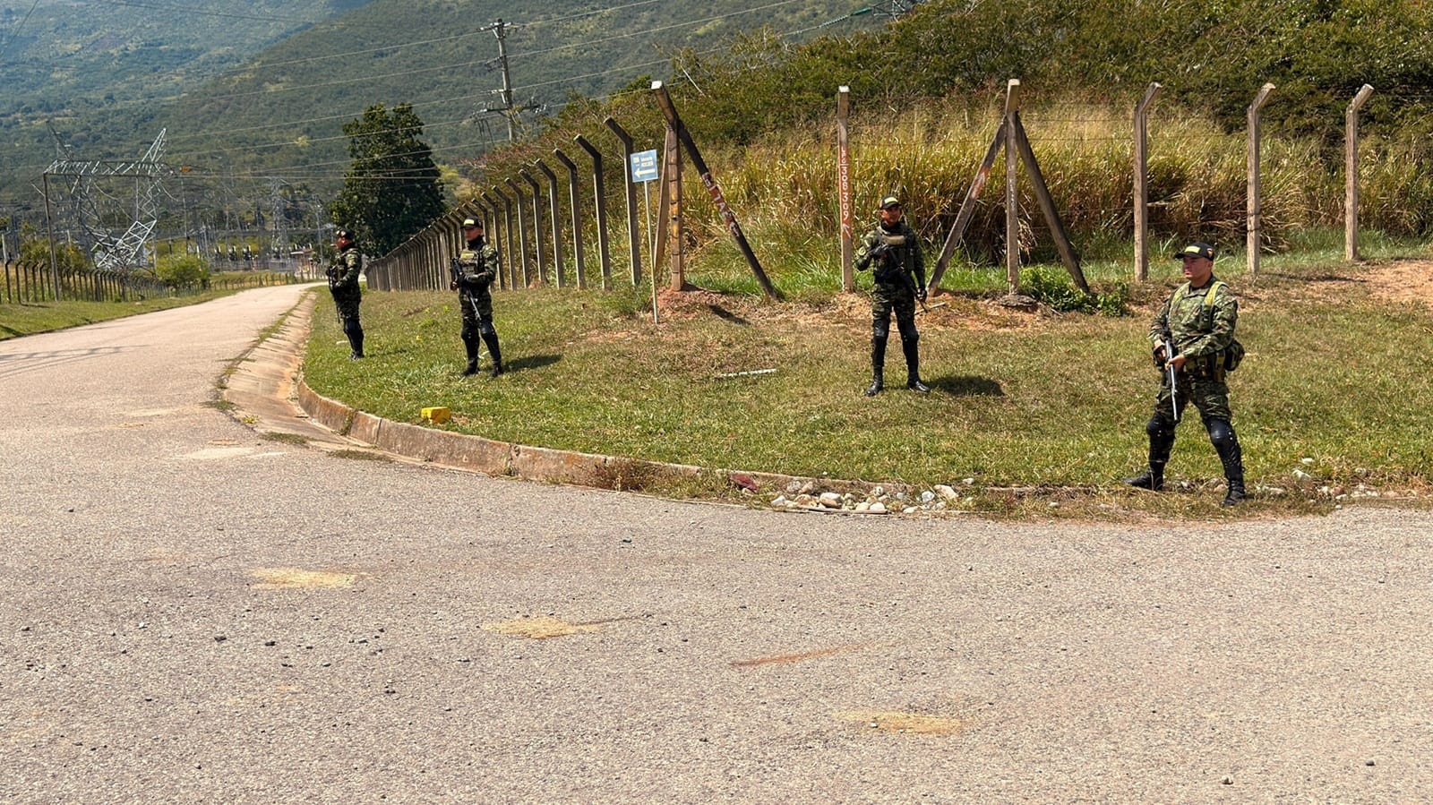 Ejército refuerza seguridad en Piedecuesta y su entorno