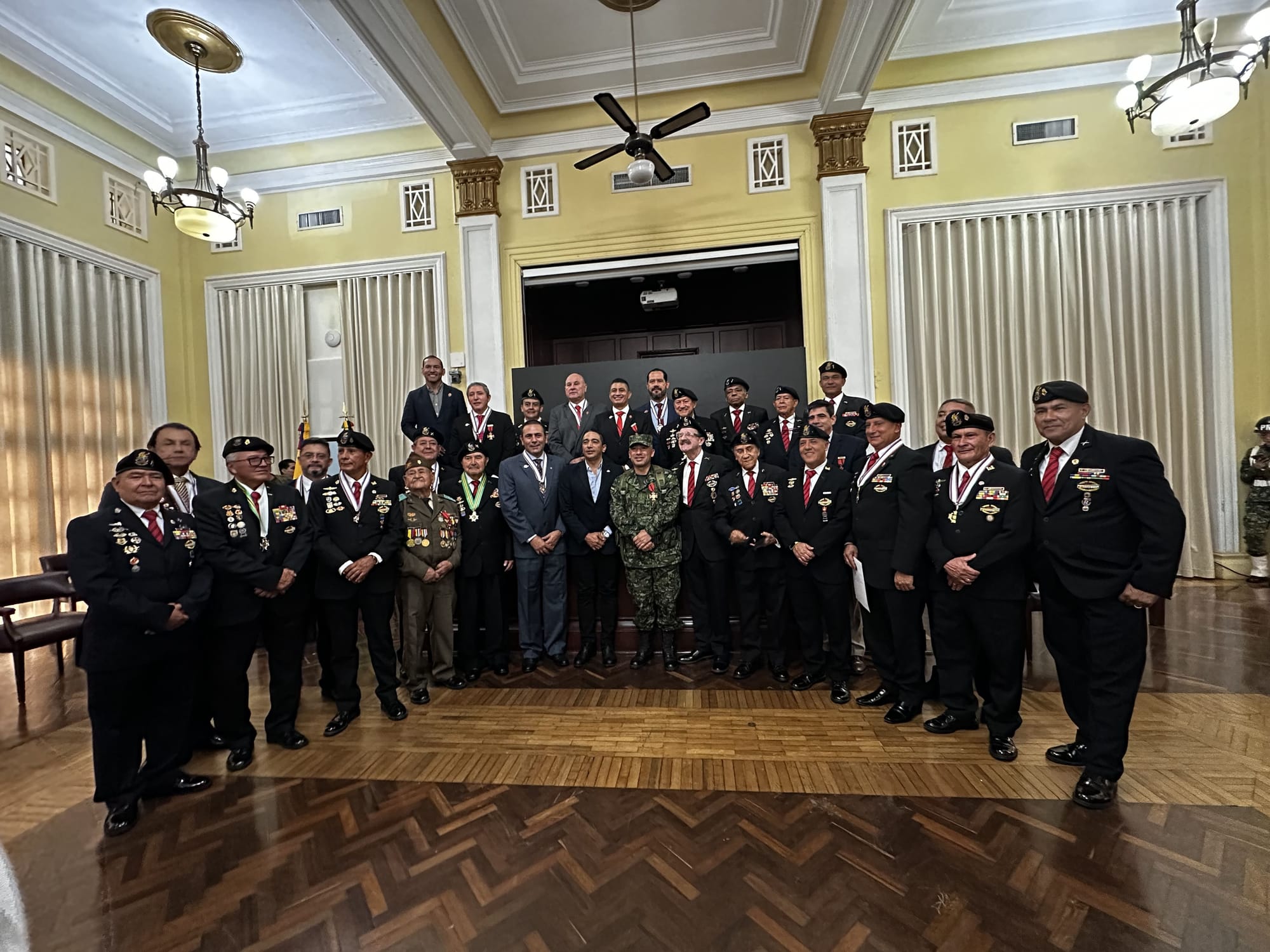 Santander exaltó la hermandad y disciplina de los Lanceros