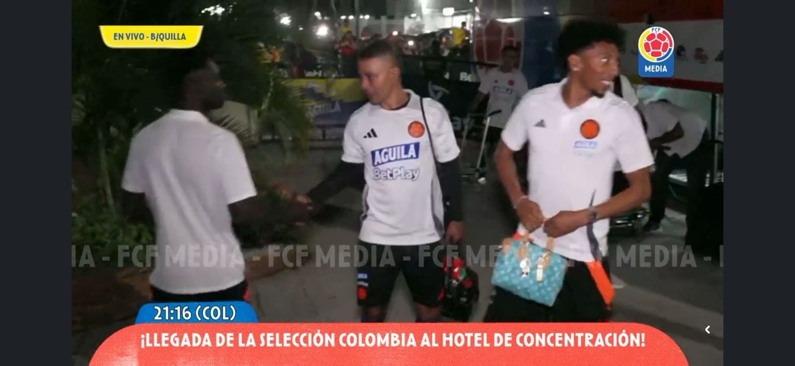 El bolso de Johan Mojica que se robó las miradas en Barranquilla