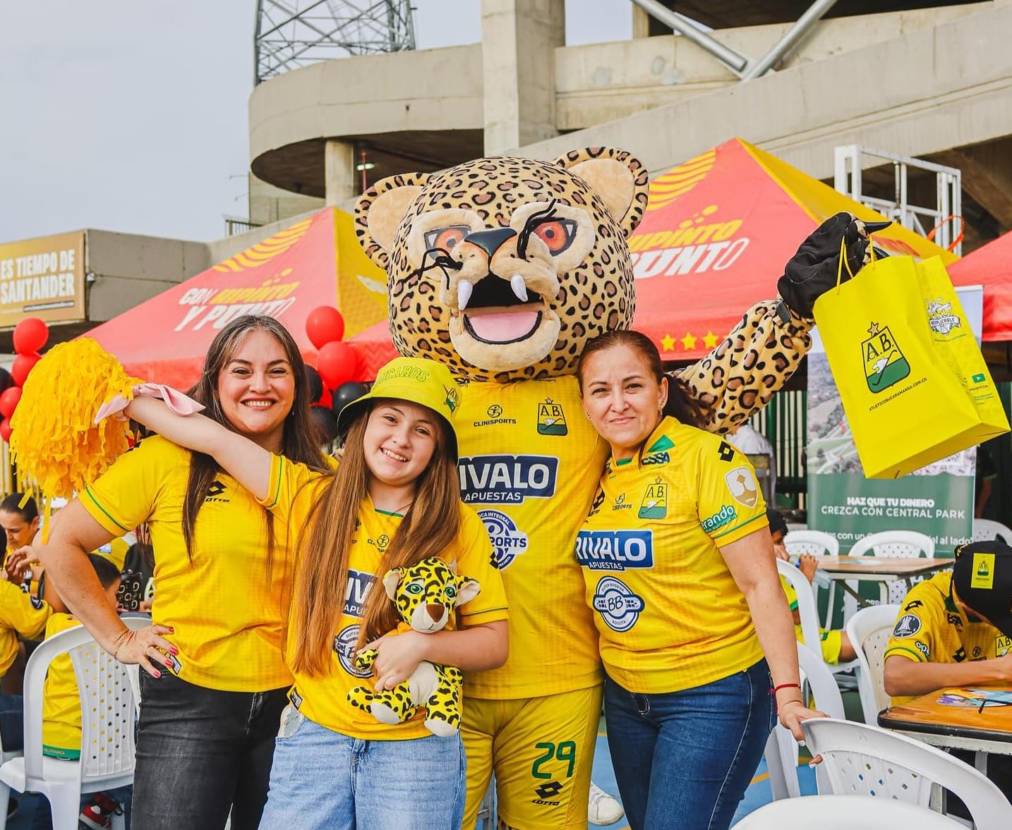 El líder Atlético Bucaramanga otorga beneficios a sus hinchas