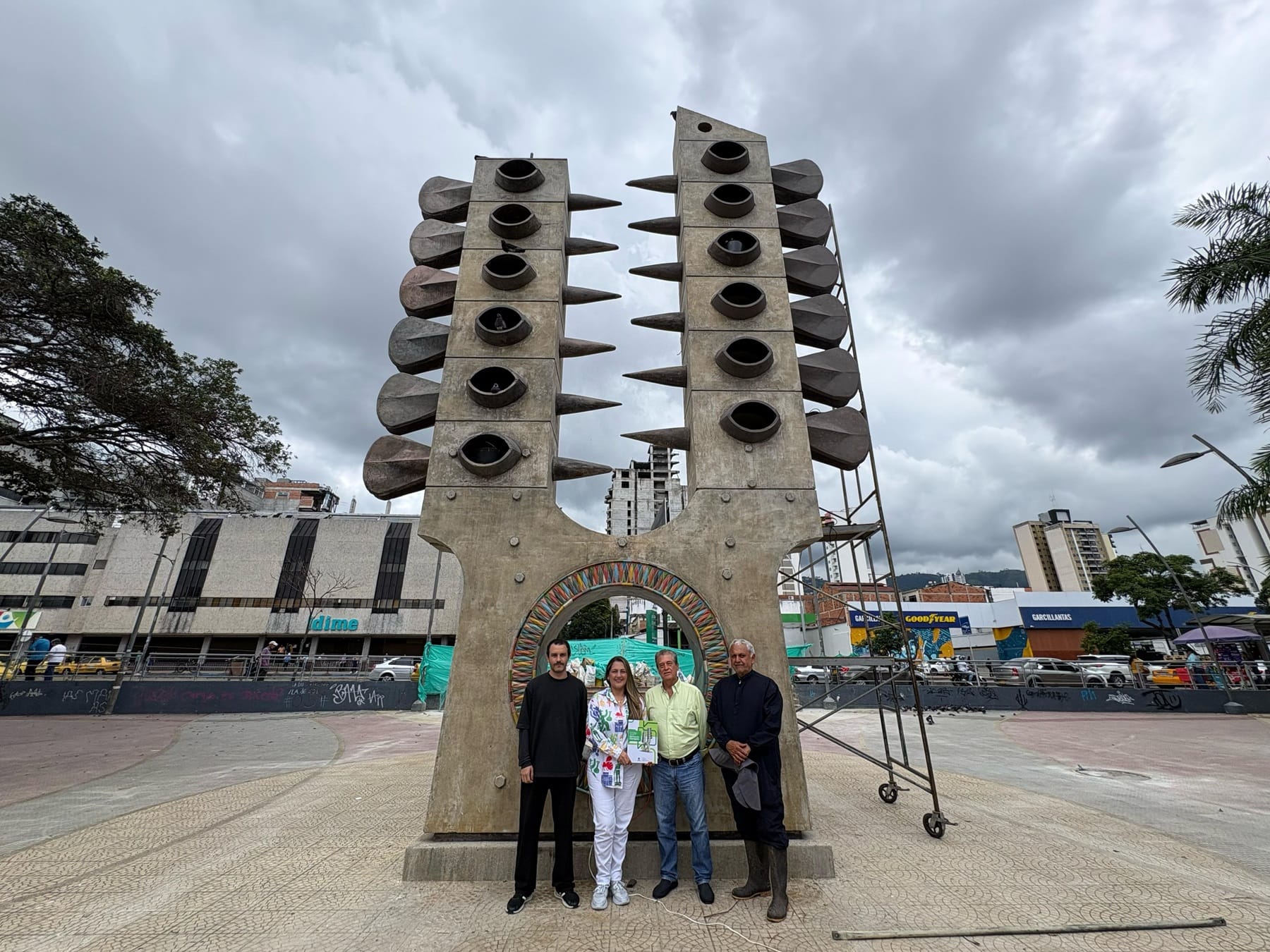 El Clavijero del Parque de los Niños quedó reluciente en Bucaramanga