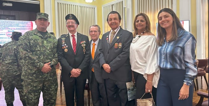 ‘Grupo Interlanza’ del Ejército recibe a Isnardo Guarín Gómez