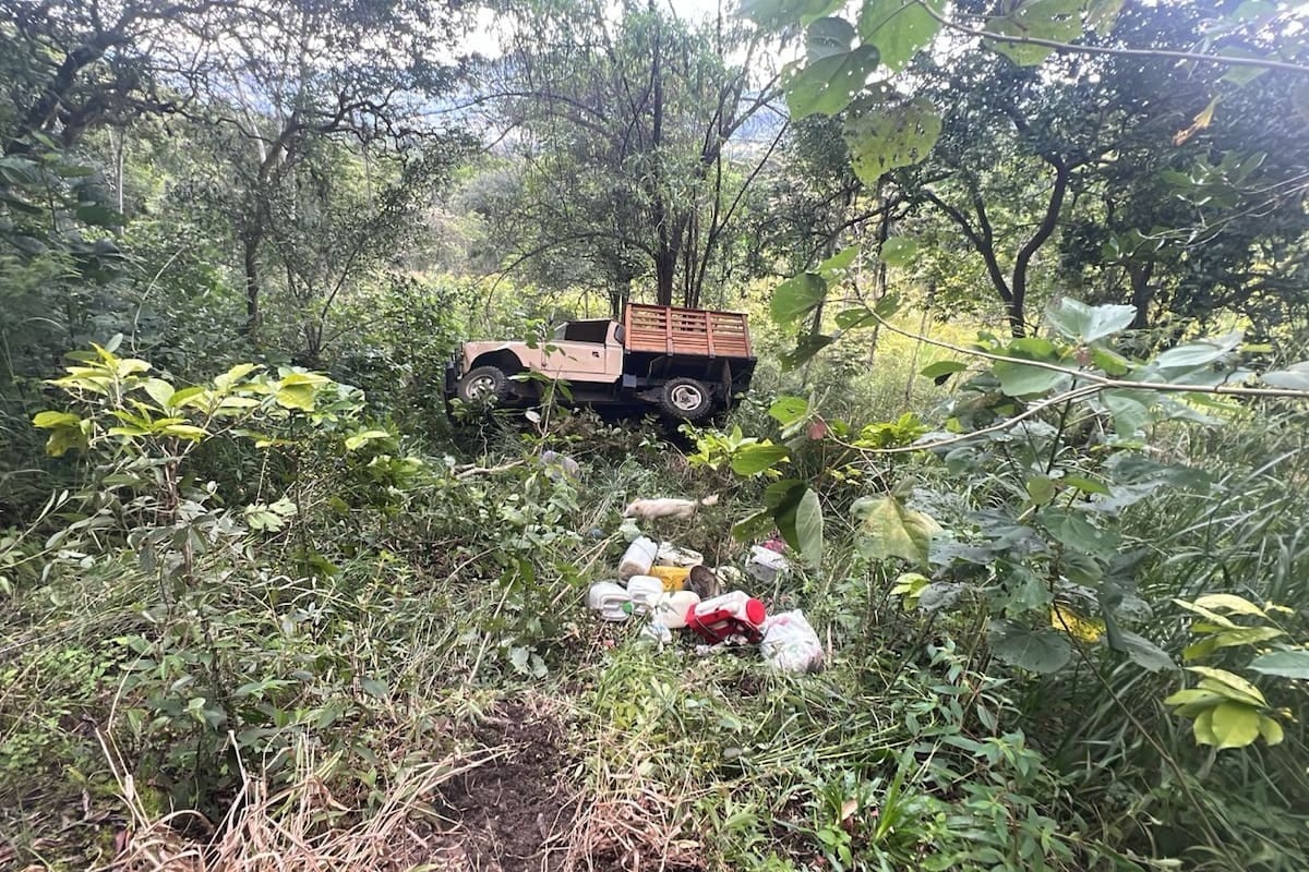 Muere agricultor tras volcamiento de camioneta en Curití