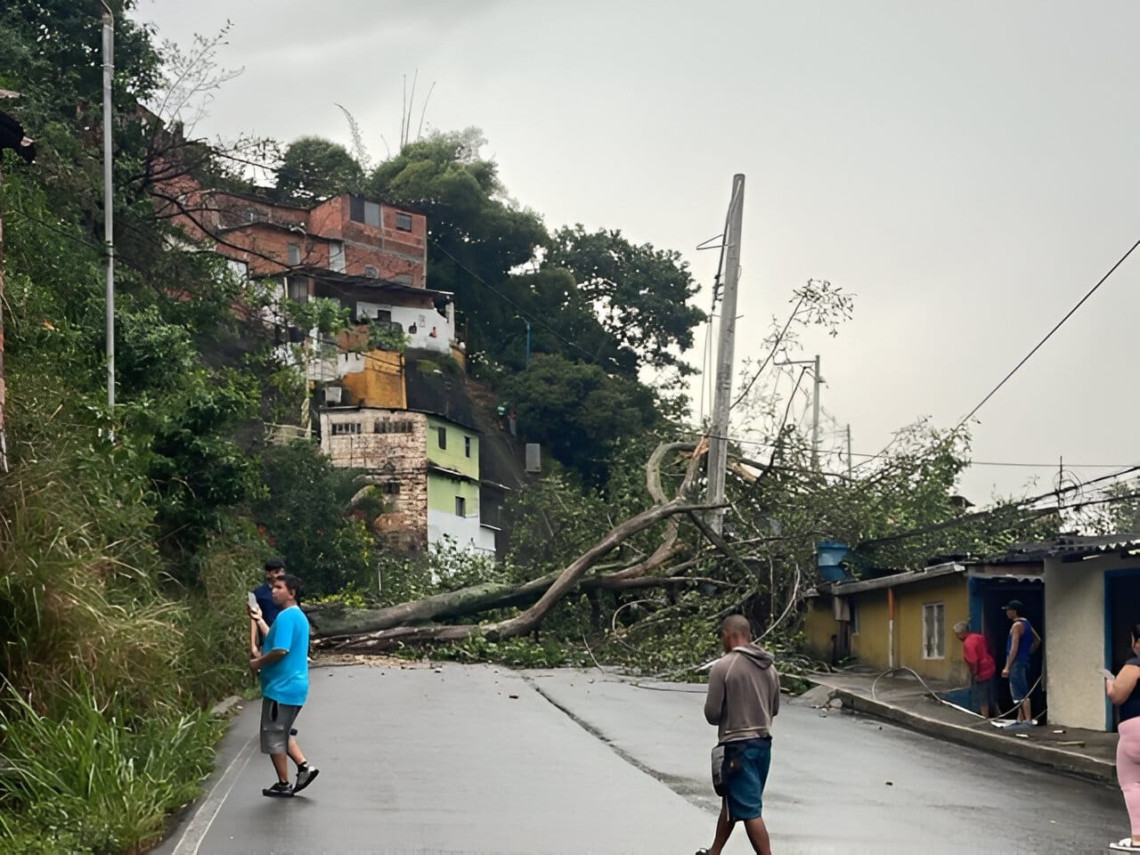 Tormenta paralizó  carretera a Cúcuta