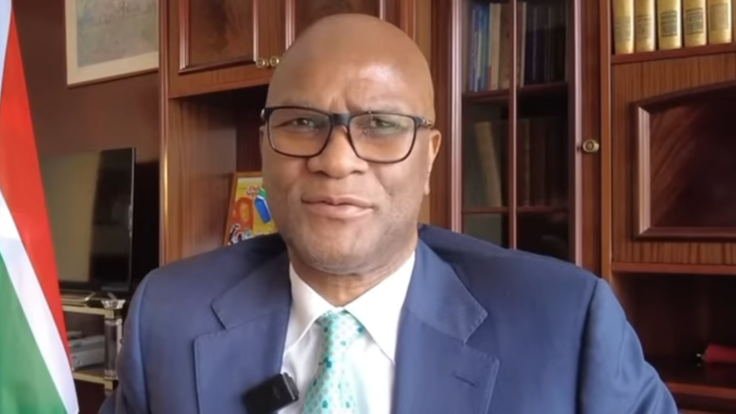 Hallan muerto en París al embajador de Sudáfrica en Francia