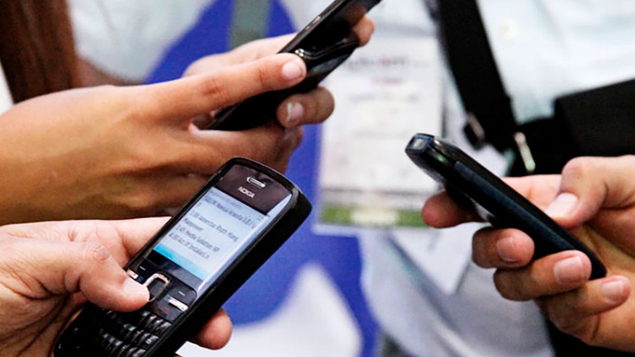 Operadores de comunicaciones y postales llevan cifra récord en multas por varias irregularidades