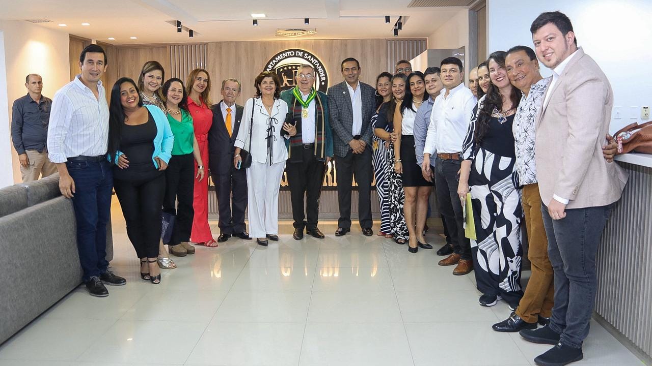 Fernando Ardila Plata : Una vida al aire que marcó el periodismo santandereano