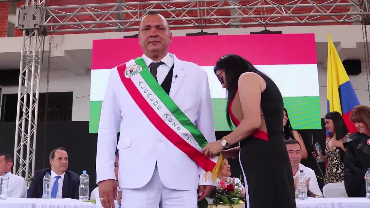 Esta es la razón por la que resultó empapelado el exalcalde de Curití