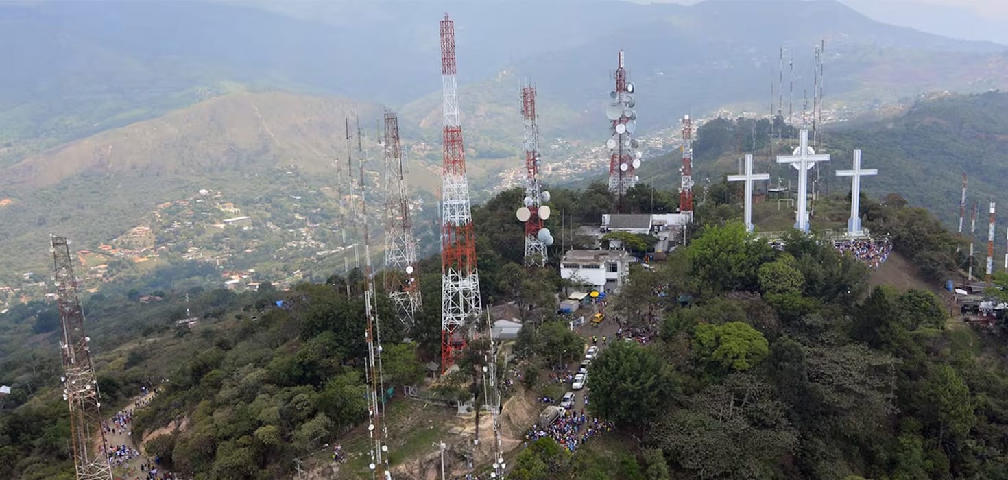 Ingenieros santandereanos integran equipo de trabajo que mejorará la seguridad aérea país