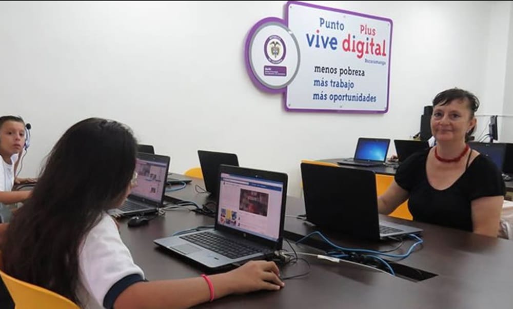 Todas las consultas pueden hacerse ahora por vía digital