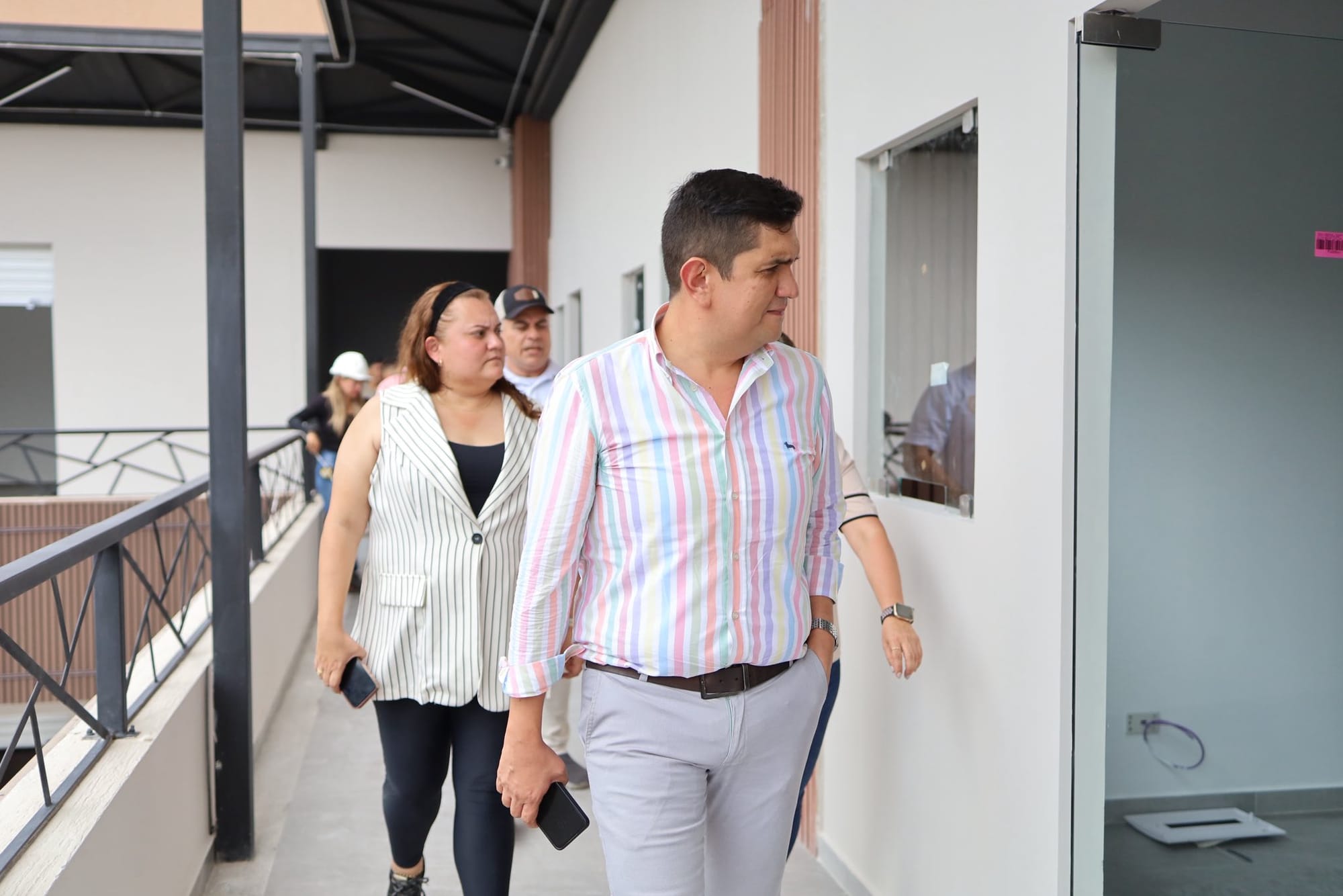 Alcalde (e) de Girón llegó a ‘cortar cabezas’ y ahora peligra la suya