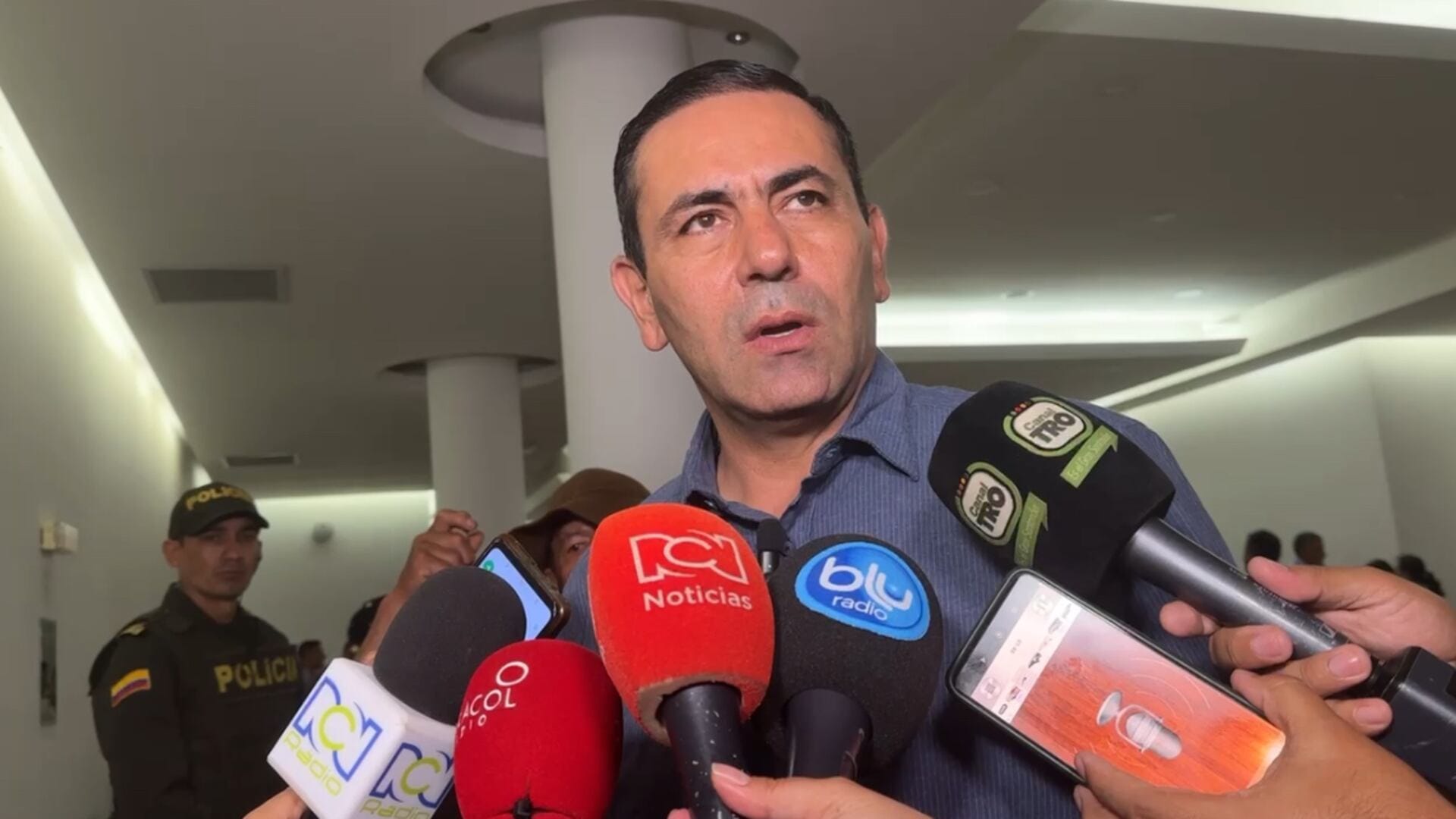 Exclusión de Santander del Conpes 'Vías para la Paz'" es un "un acto de injusticia"