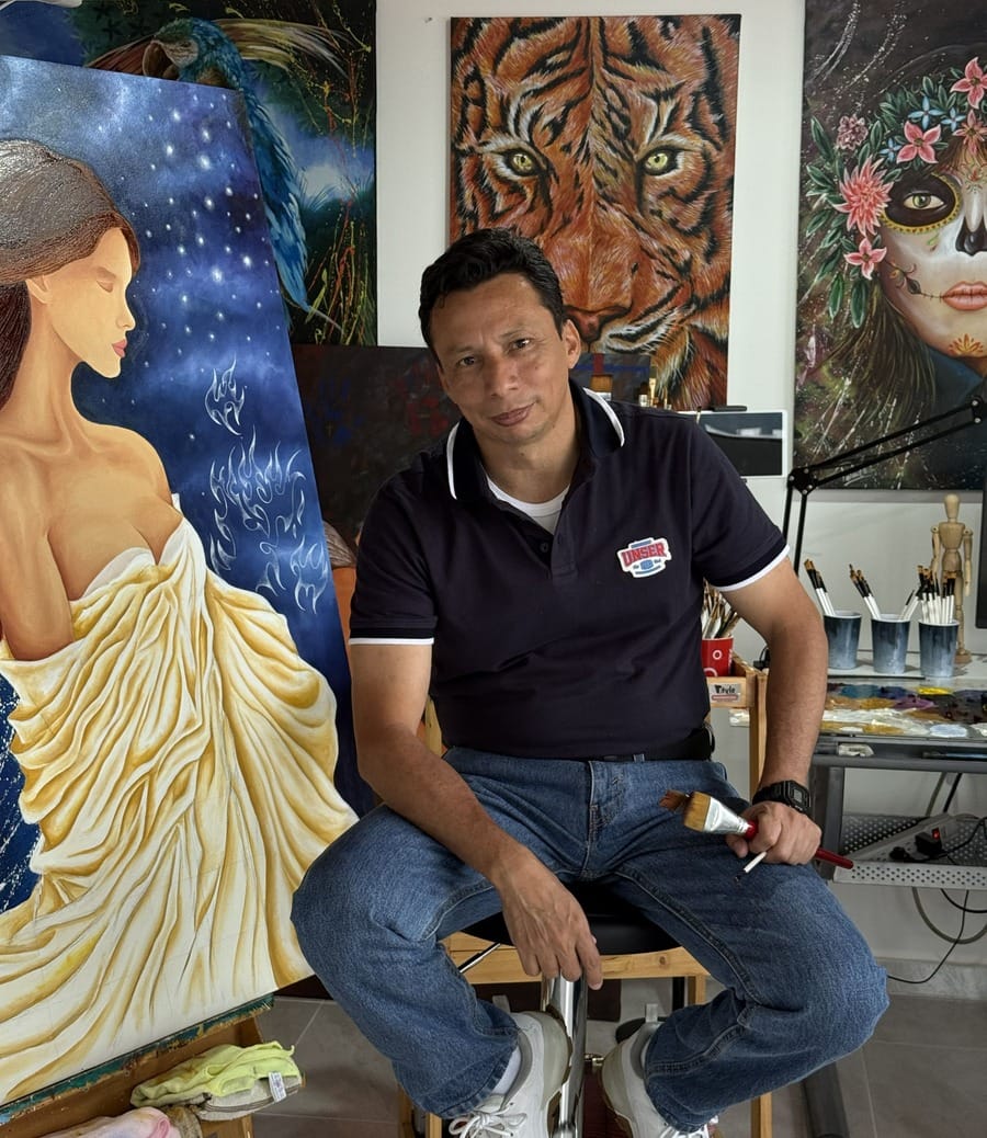 Héctor Peñuela: el renacer de un creador que nunca soltó el arte