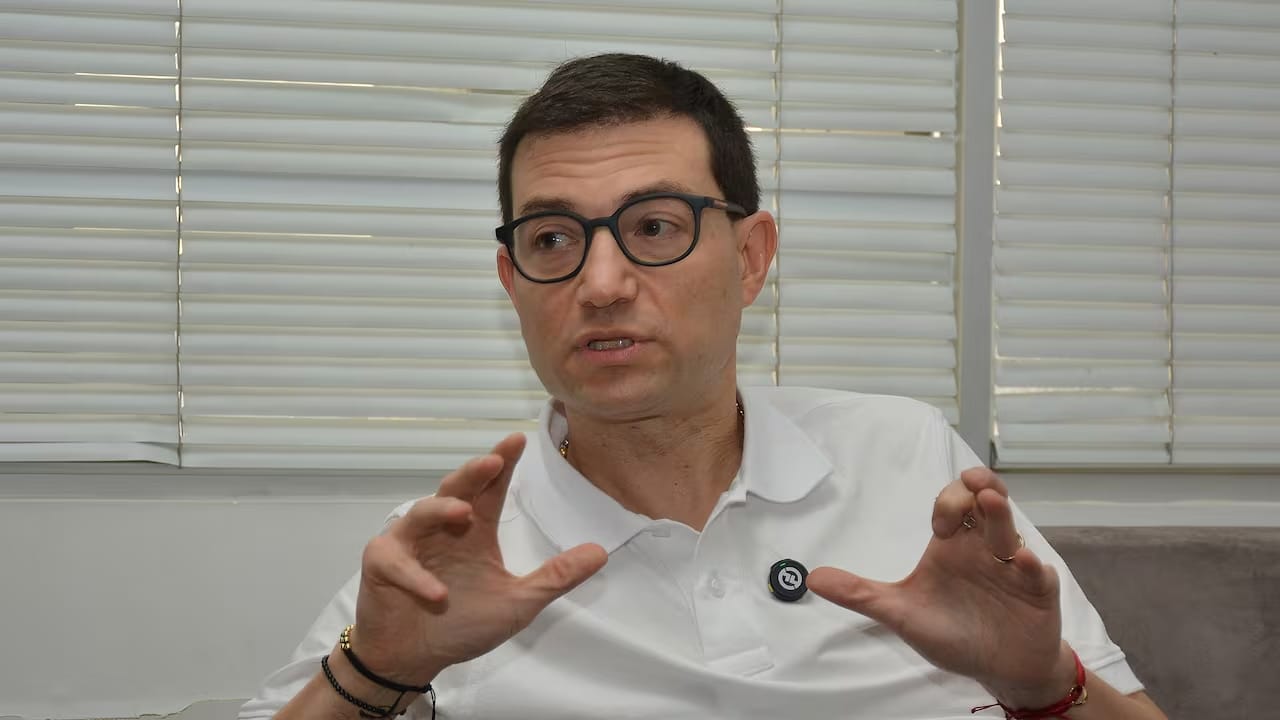 Candidato presidencial Pipe Córdoba suspende agenda en Huila por riesgo de atentado