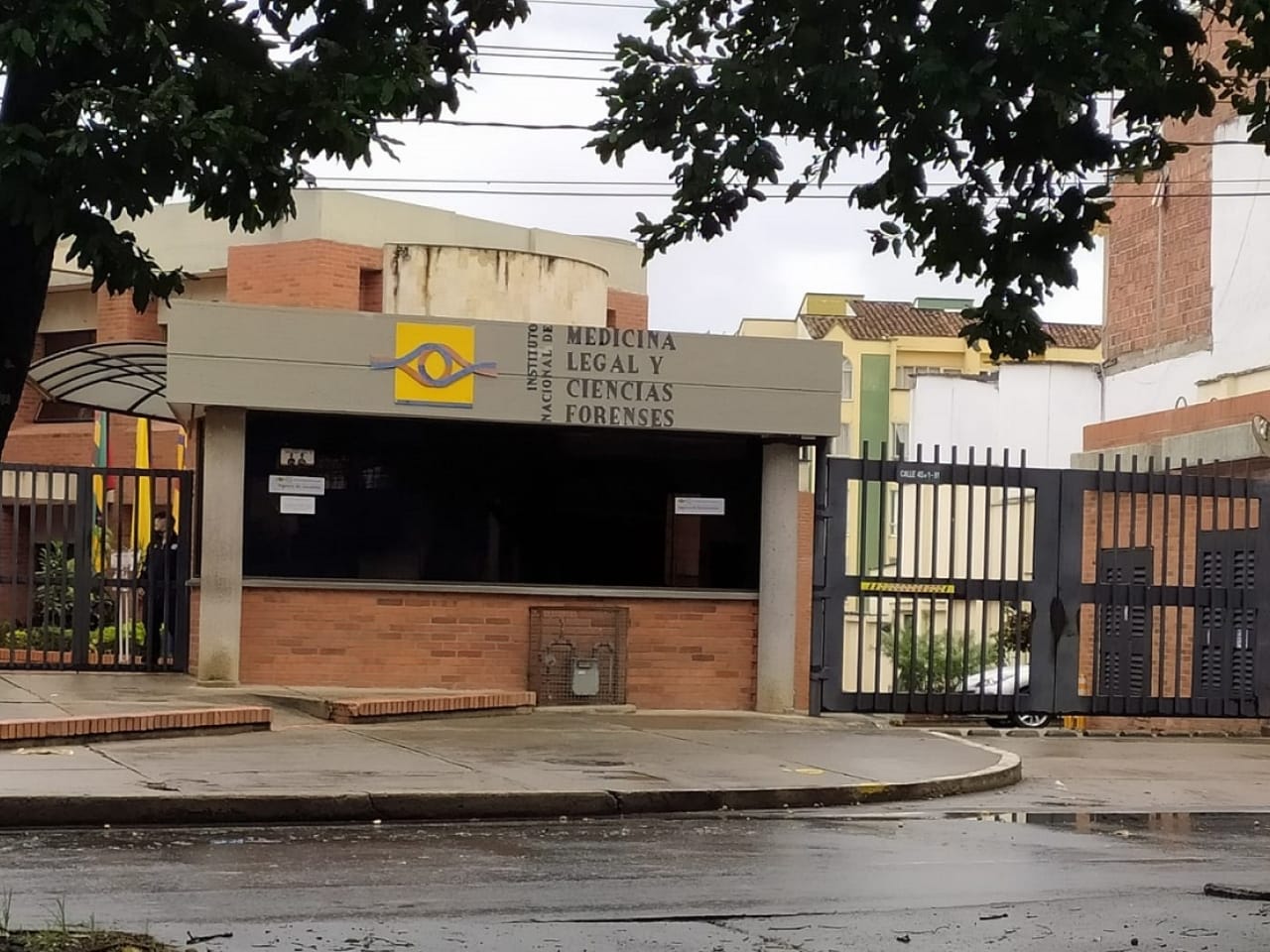 Peatón muere atropellado por buseta en la vía Bucaramanga–San Alberto