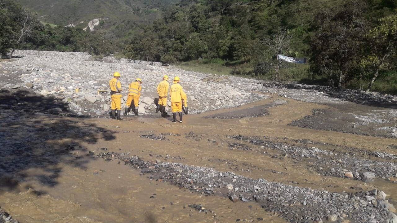 Desbordamiento del río Chaguacá y la quebrada Siachía mantienen en emergencia un vasto sector de Onzaga