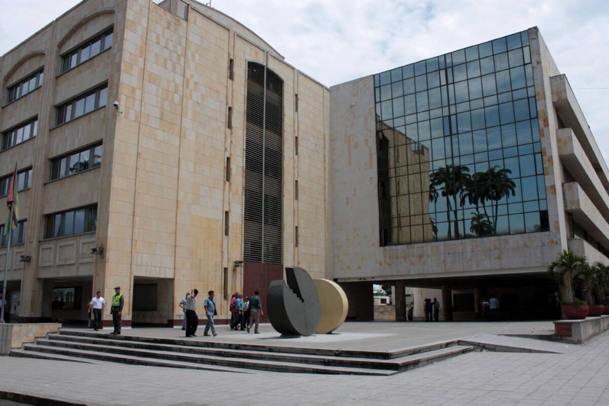 Concejal  de Bucaramanga acusa al Gobernador Díaz Mateus de querer politizar la Alcaldía