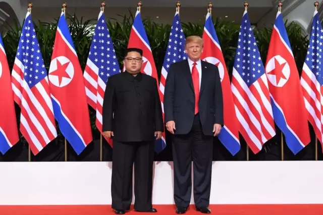 Trump abre la puerta a un nuevo encuentro con Kim Jong-un durante su gira asiática