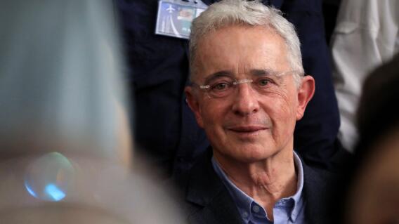 Tribunal Superior de Bogotá absuelve a expresidente Álvaro Uribe