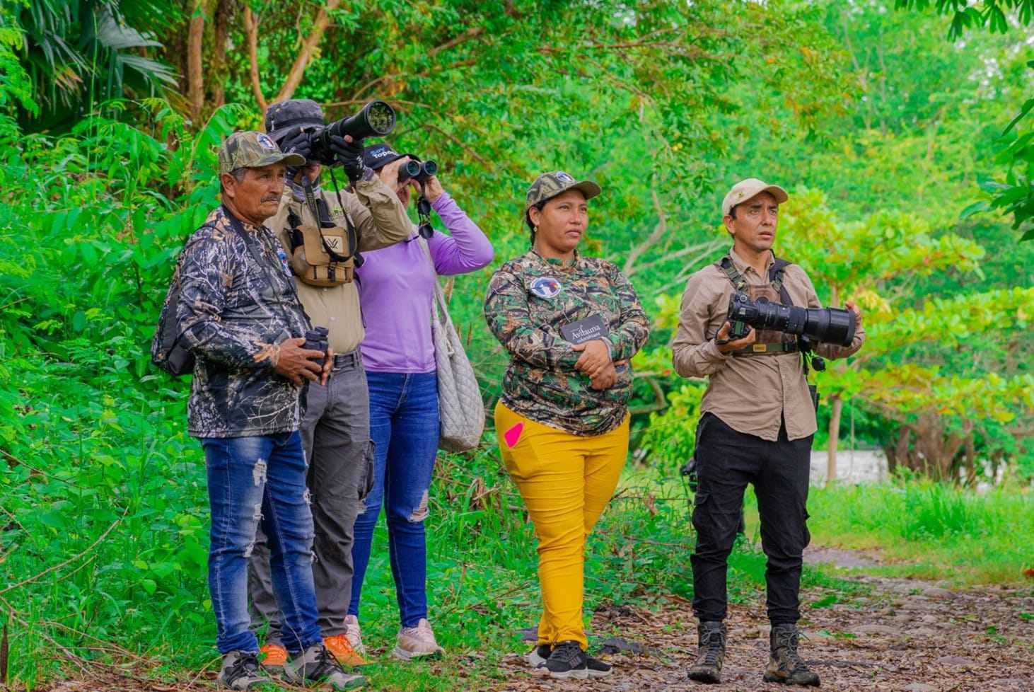 Aviturismo comunitario volando alto en Topocoro