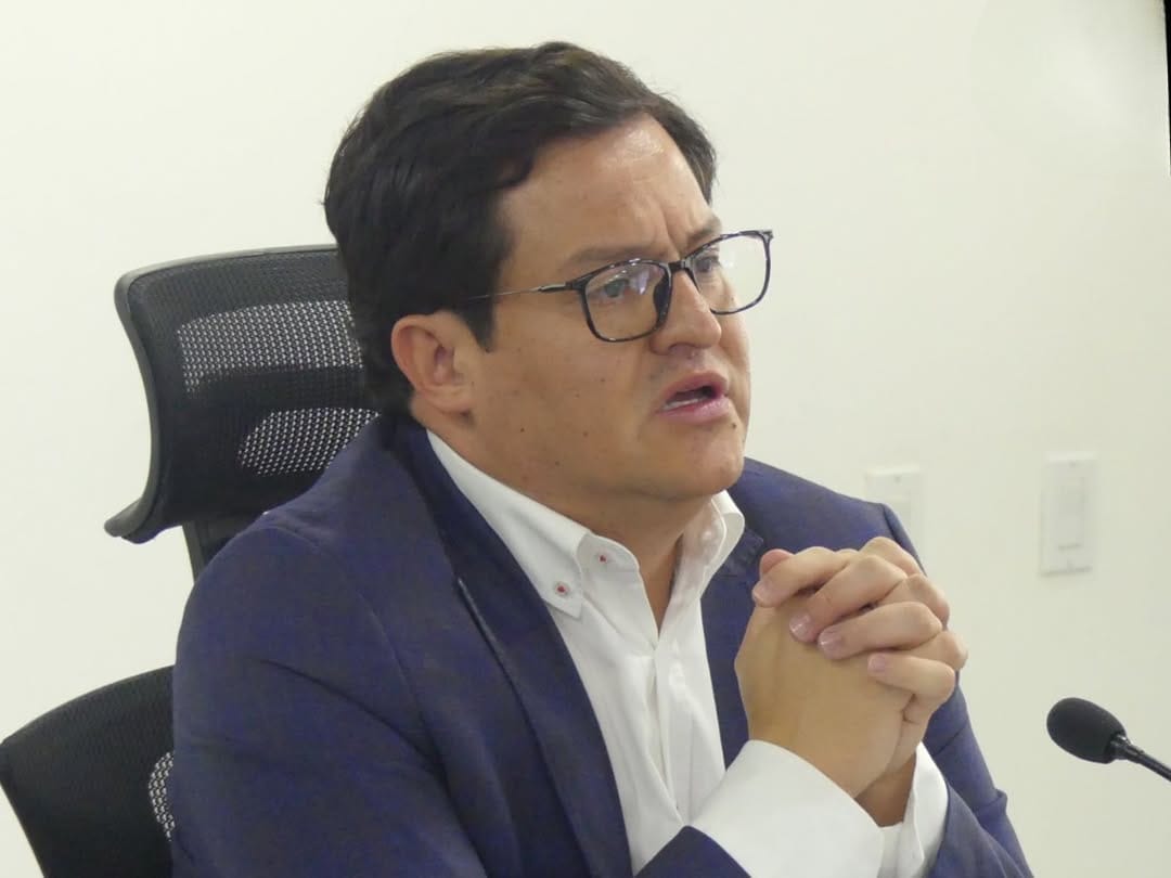 Desorden administrativo en Bucaramanga por avalancha de renuncias e insubsistencias en la Alcaldía