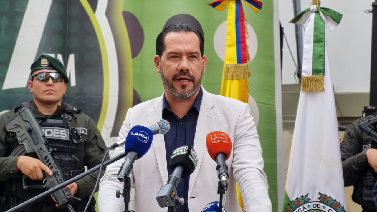 No existe informe de inteligencia que señale control territorial de grupos armados en Santander