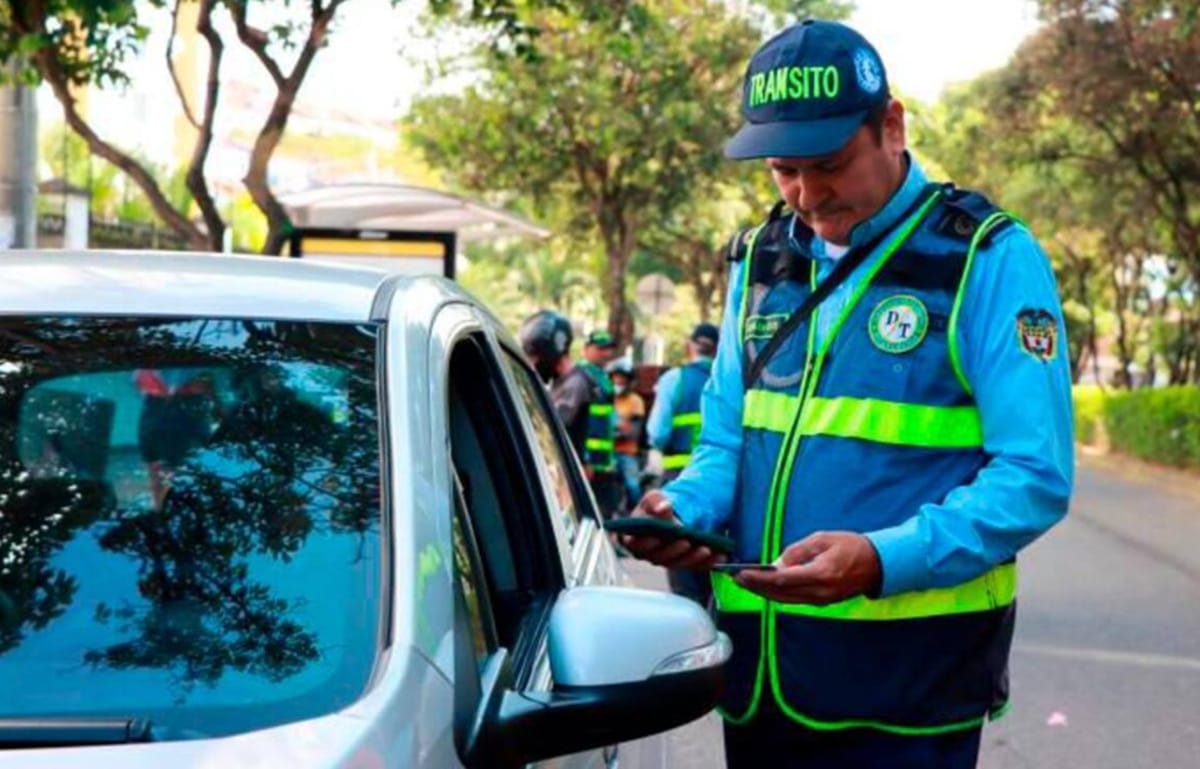 Cayó el cobro de tasa anual por porte de placa en Floridablanca