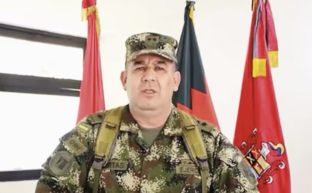 Orden de suspensión al General ® Huertas