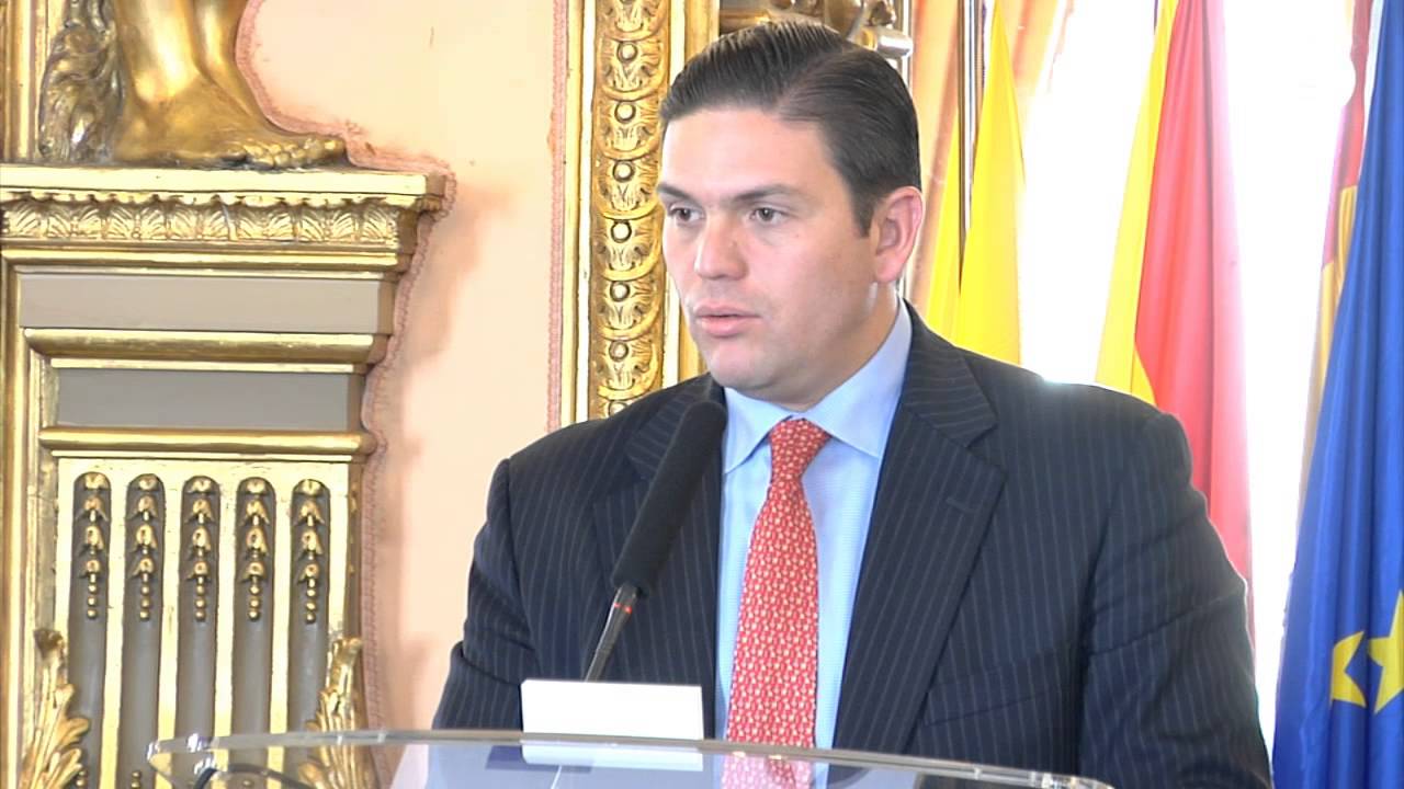 Juan Carlos Pinzón es candidato de la Reserva Activa del Ejército