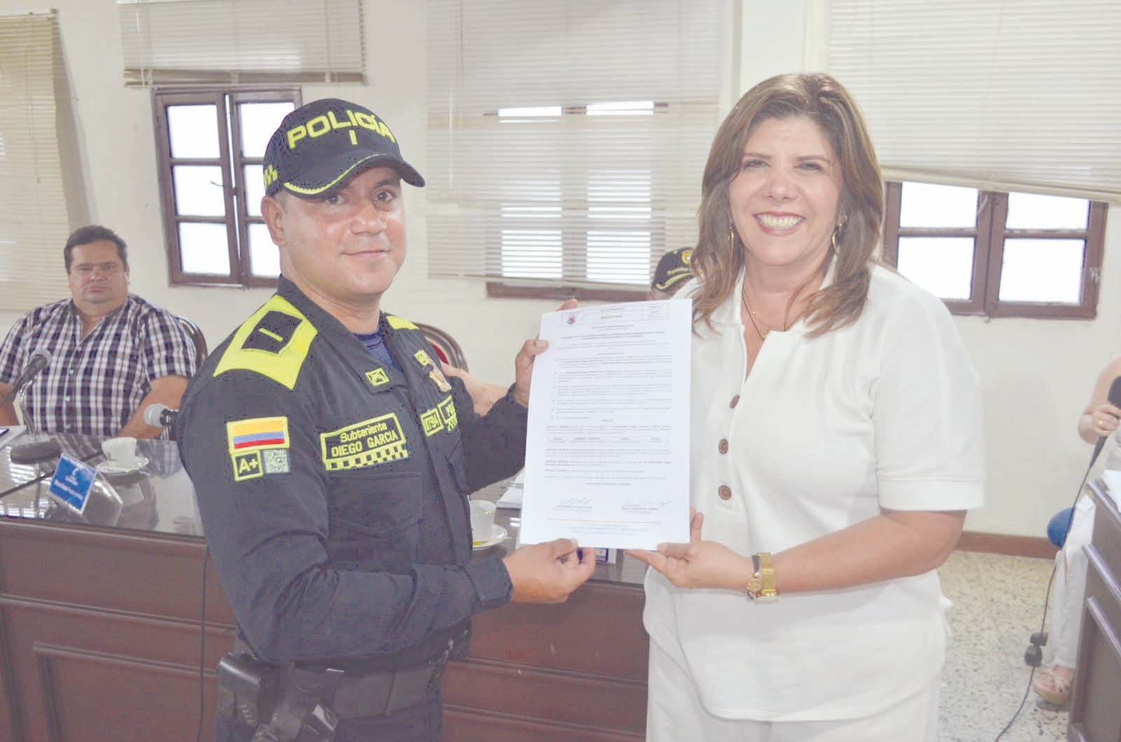 Homenaje del Concejo Municipal de Zapatoca en los 134 años de la Policía Nacional