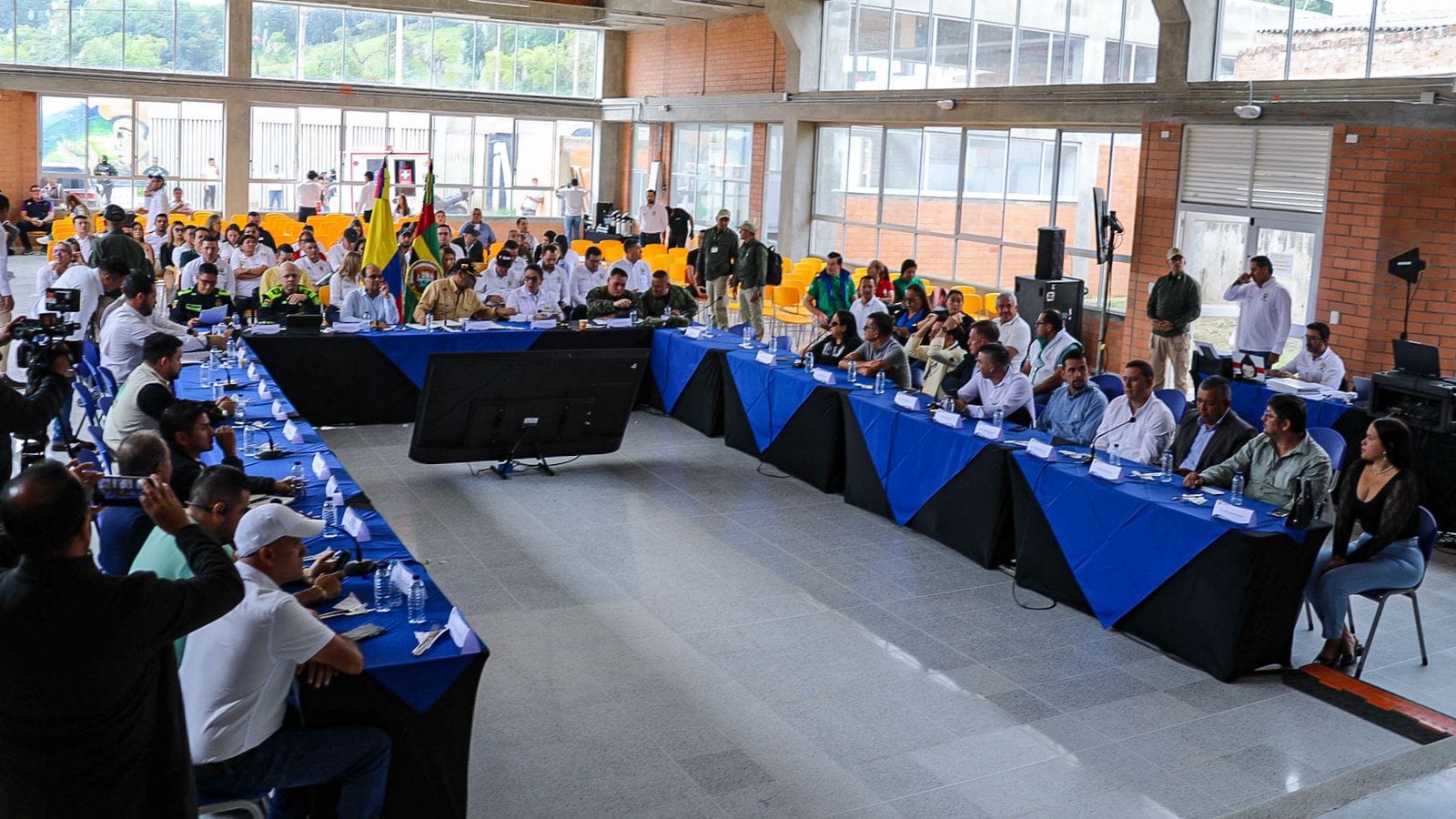 Consejo de seguridad y oferta institucional de la Gobernación en la Provincia García Rovira