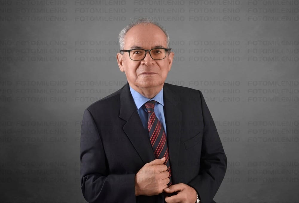 Majestuosa velada en Academia de Historia