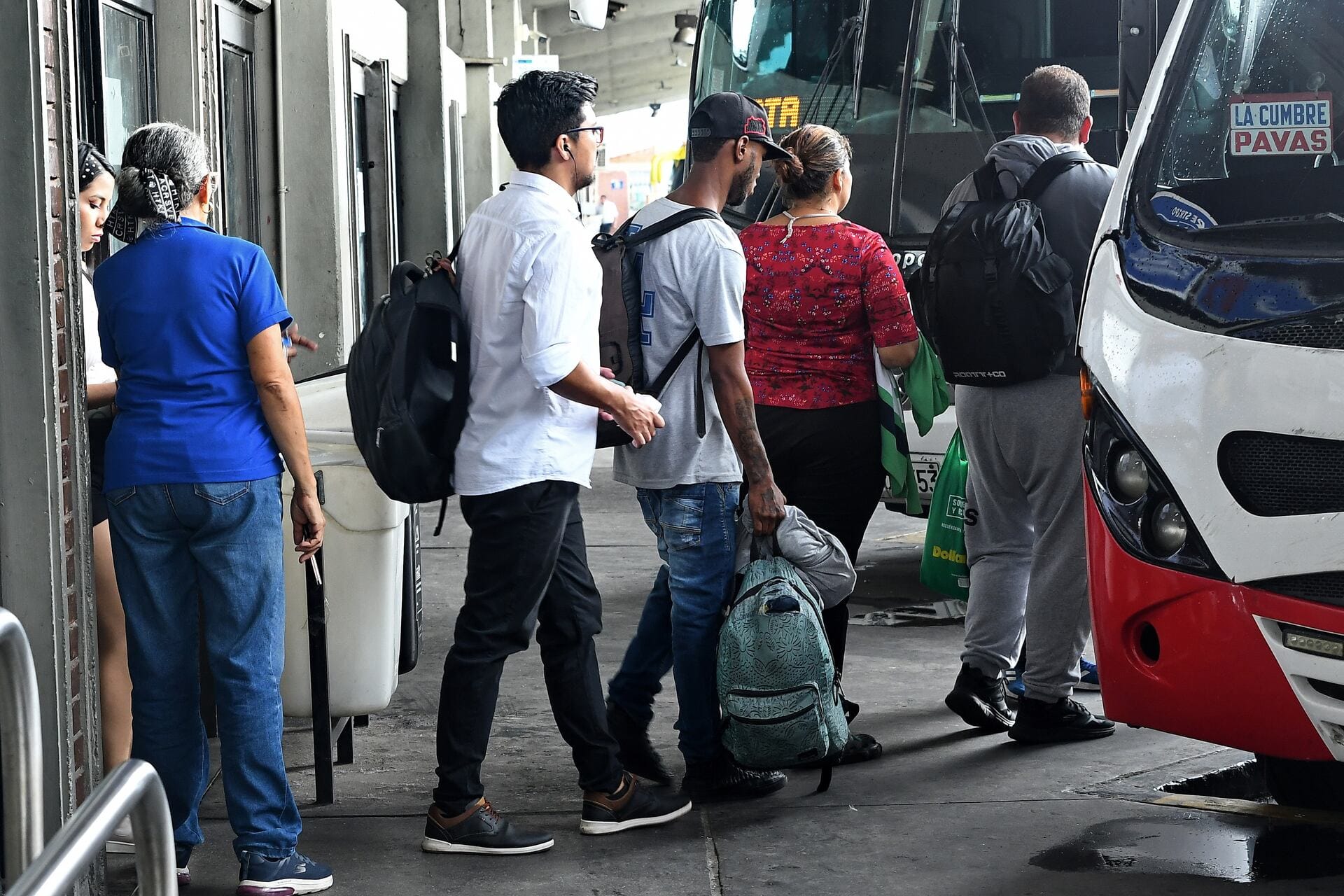 Frenazo en las operaciones de la  Terminal de Transportes de Bucaramanga por violencia en el país