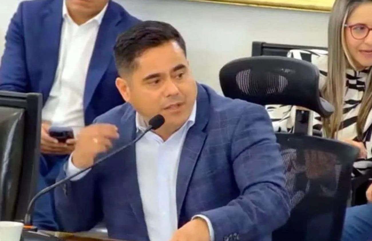 "No toqué ni firmé el contrato" exalcalde  Eduard Sánchez sobre alumbrado navideño en Bucaramanga