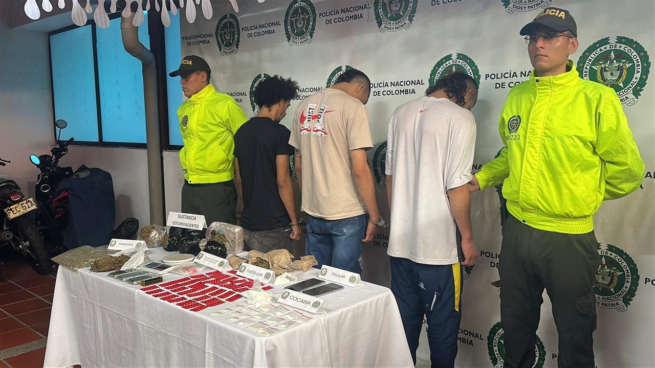 Golpe al microtráfico en Piedecuesta: Capturan a tres hombres e incautan gran cantidad de estupefacientes