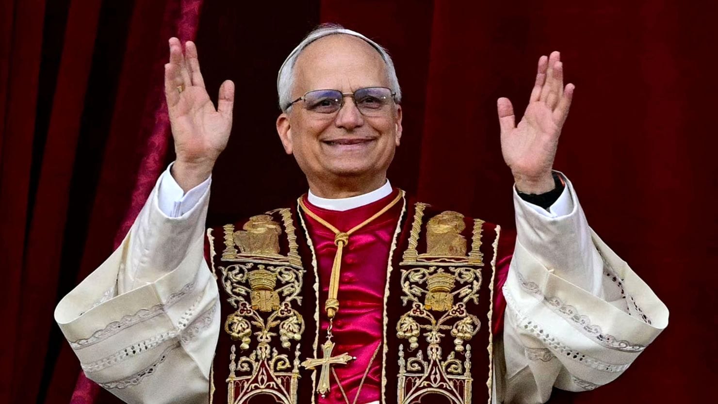 Papa León XIV advierte que el Vaticano no será indiferente ante las violaciones de derechos humanos