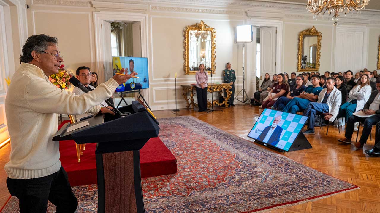 Petro asegura que será constituyente tras dejar la presidencia de la República