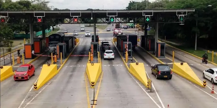 Congreso se alista para decidir si aprueba o no reforma a los peajes en Colombia