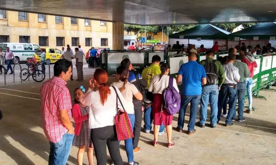 Bochornosos desórdenes  para pago de impuestos en Bucaramanga