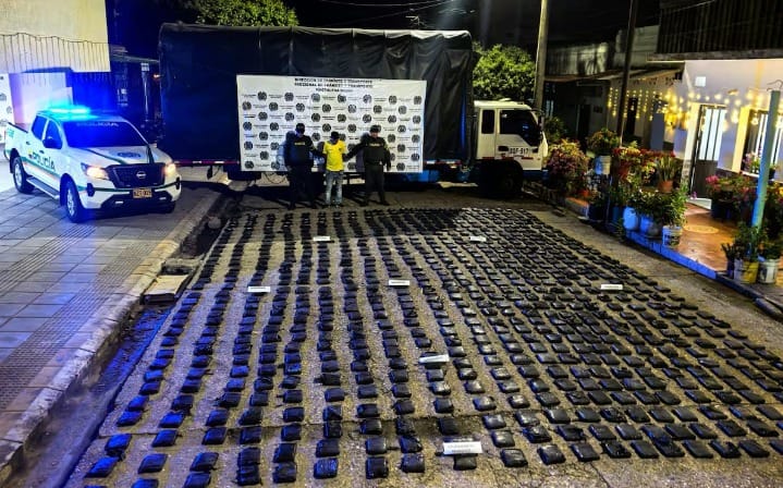 Millonaria narco encomienda cayó en Santander